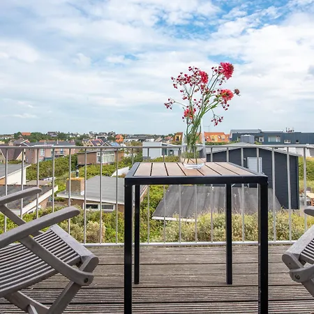 Apartment Vernieuwd Zeezicht Zee Luxe *