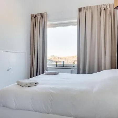 Apartment Vernieuwd Zeezicht Zee Luxe *